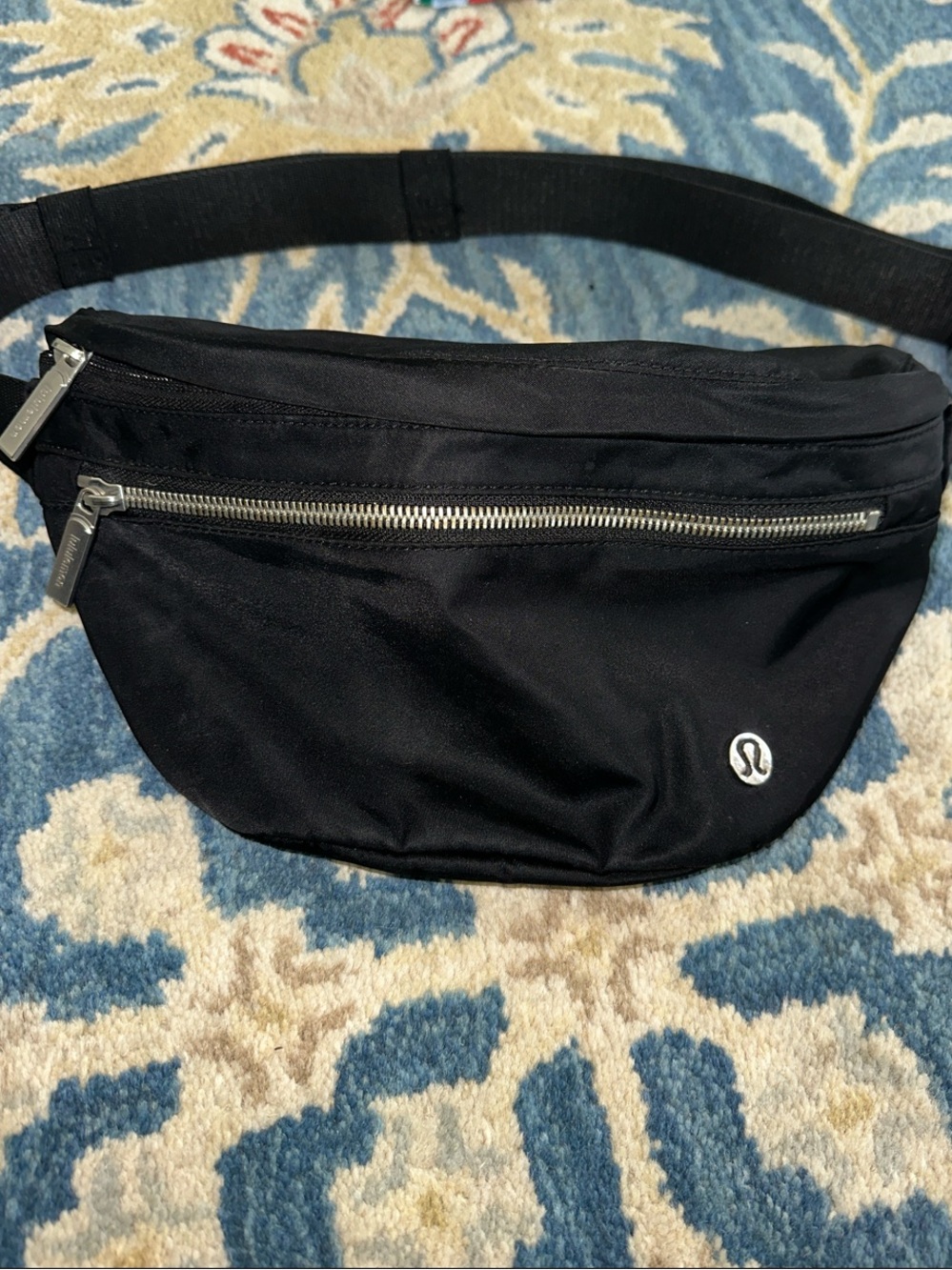 lululemon athletica Black Waist Pack / Fanny Pack